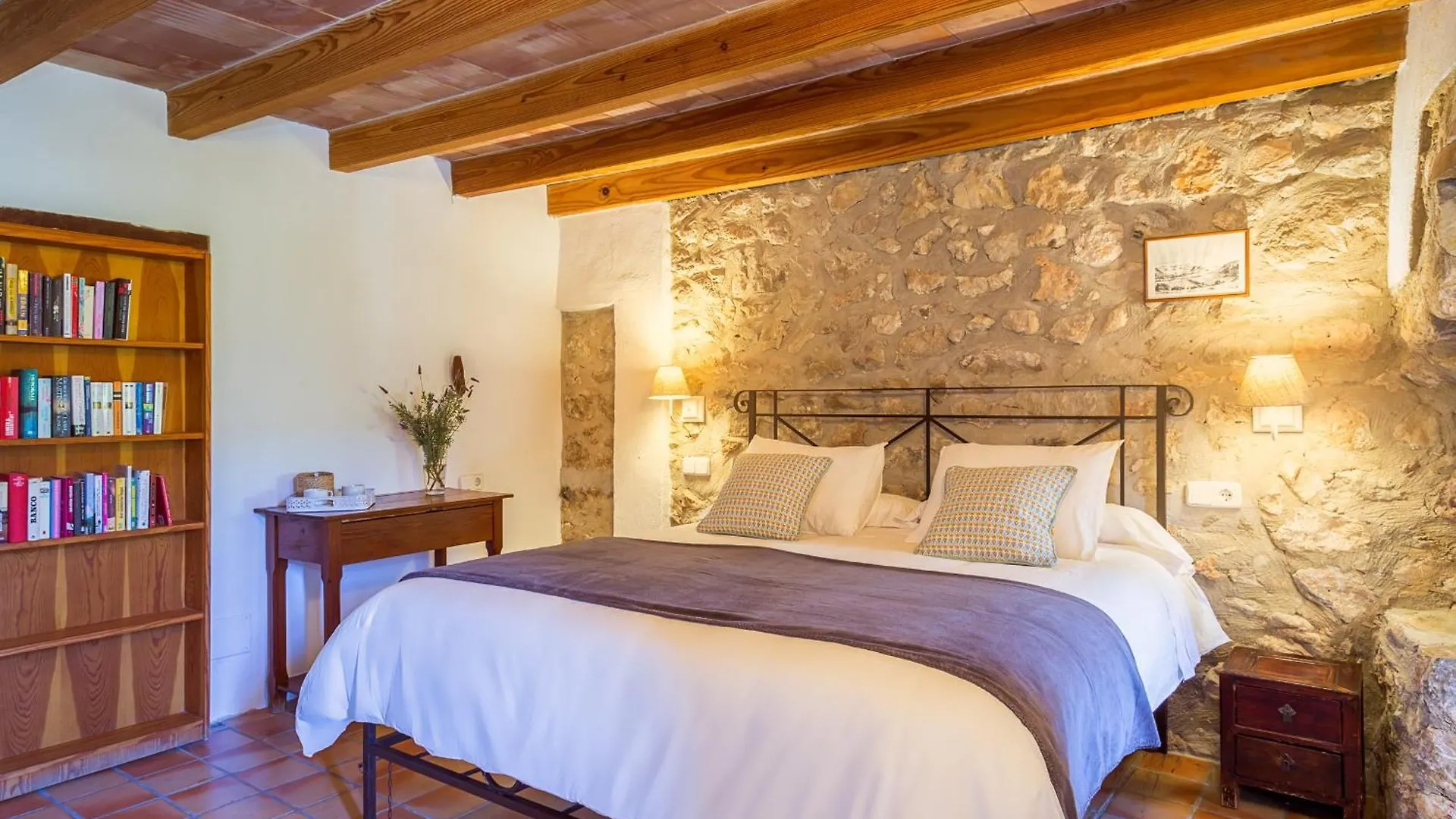 Finca Es Castell Hotel Binibona