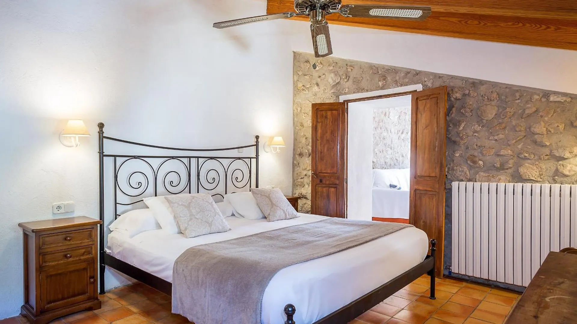 Finca Es Castell Binibona